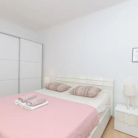 And Columbo * ספליט