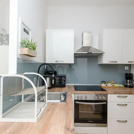 דירה And Columbo