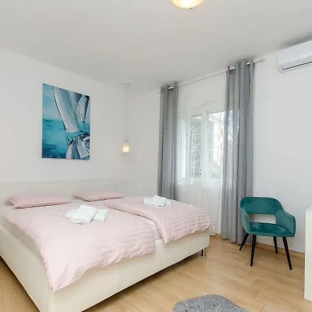 Appartement And Columbo *
